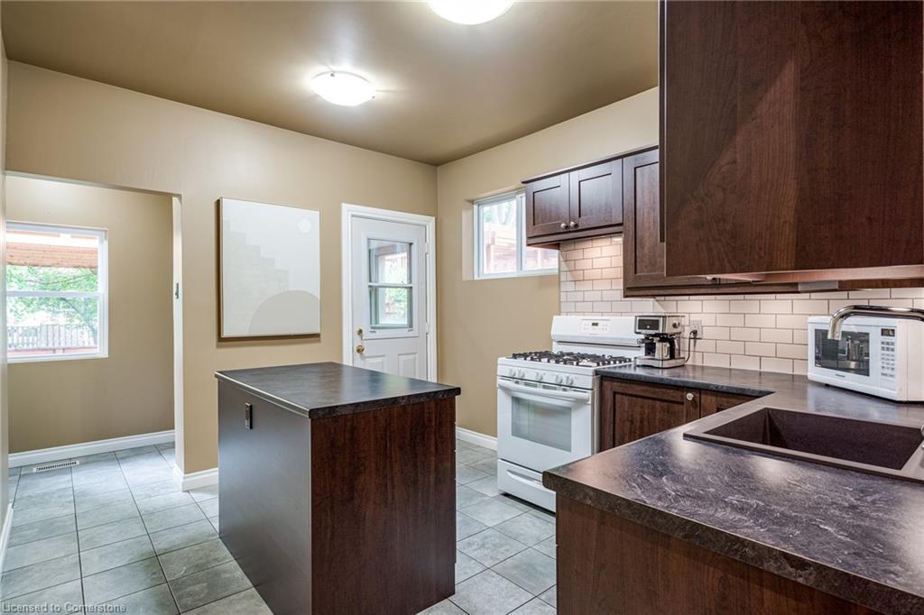 90 Blake Street Property Photo 14