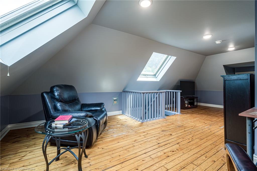90 Blake Street Property Photo 30