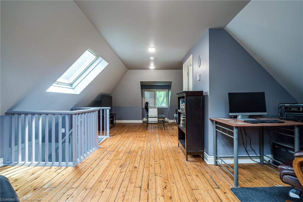 90 Blake Street Property Photo 31