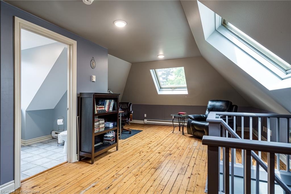 90 Blake Street Property Photo 32