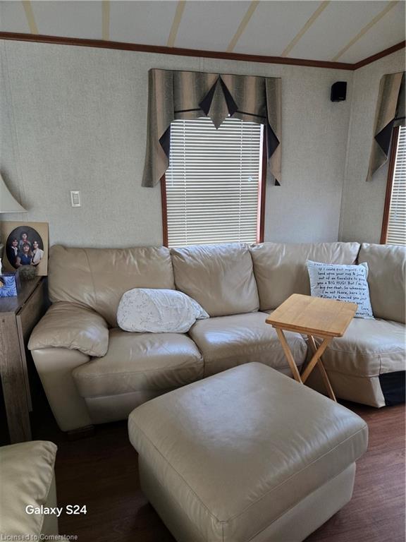 2490 Governors Road Property Photo 14