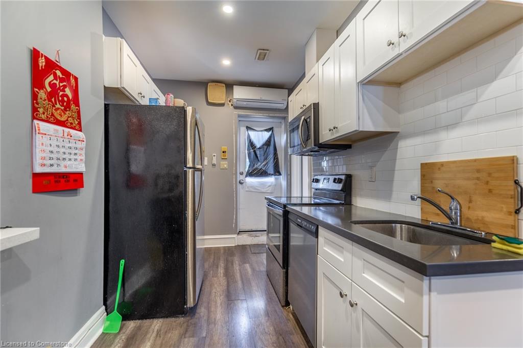 21 Bold Street Property Photo 37