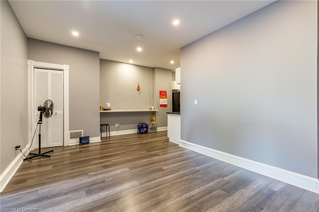 21 Bold Street Property Photo 41