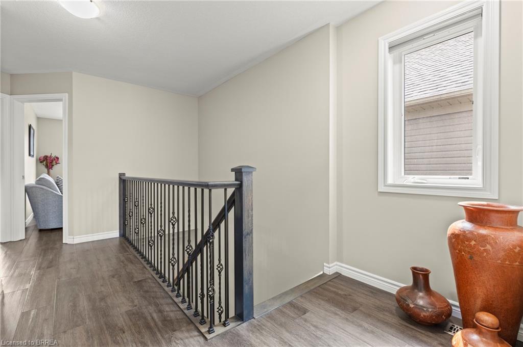 67-80 Willow Street Property Photo 20