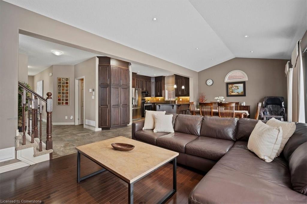 524 St Moritz Avenue Property Photo 17