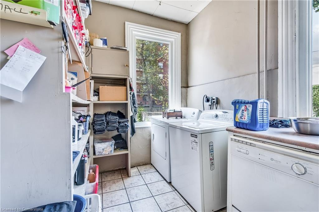 393 King Street W Property Photo 35