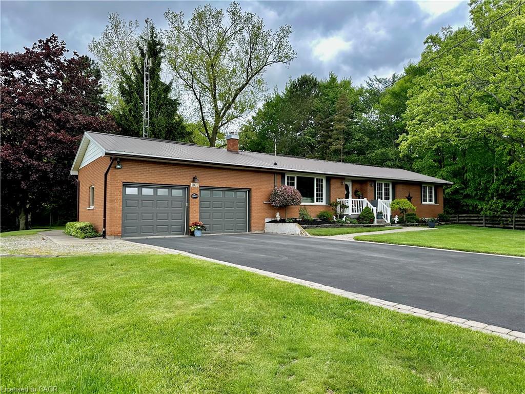 1076 Diltz Road Property Photo 1