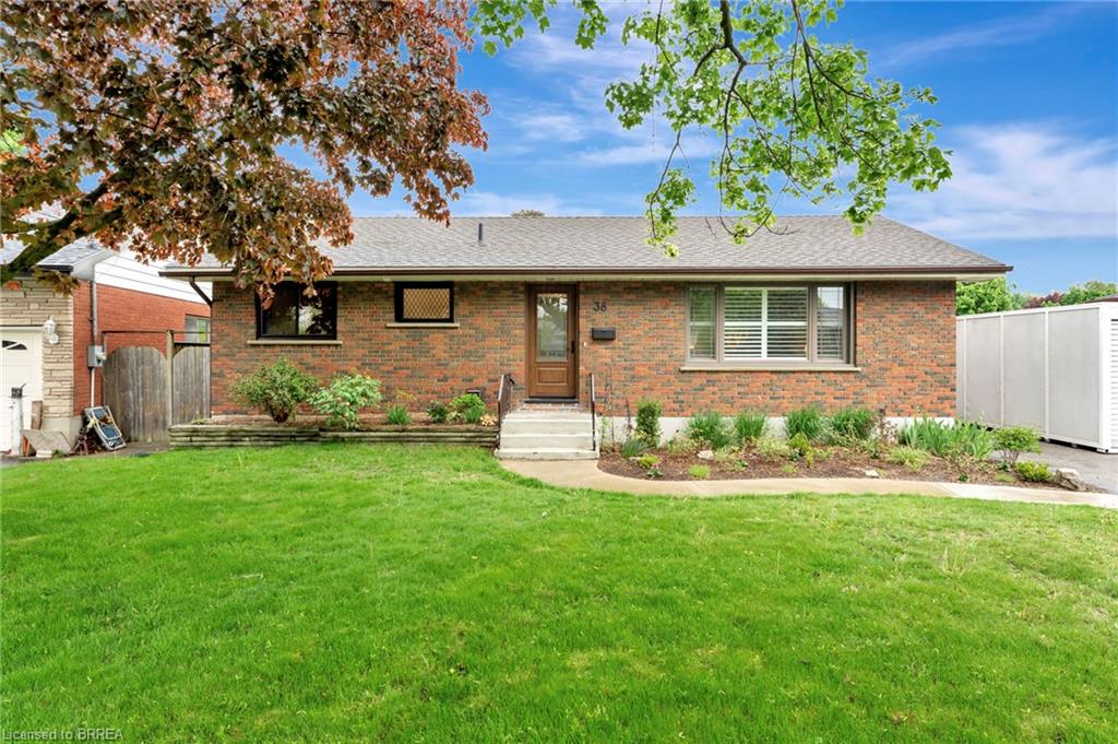 38 Hickery Place Property Photo 1