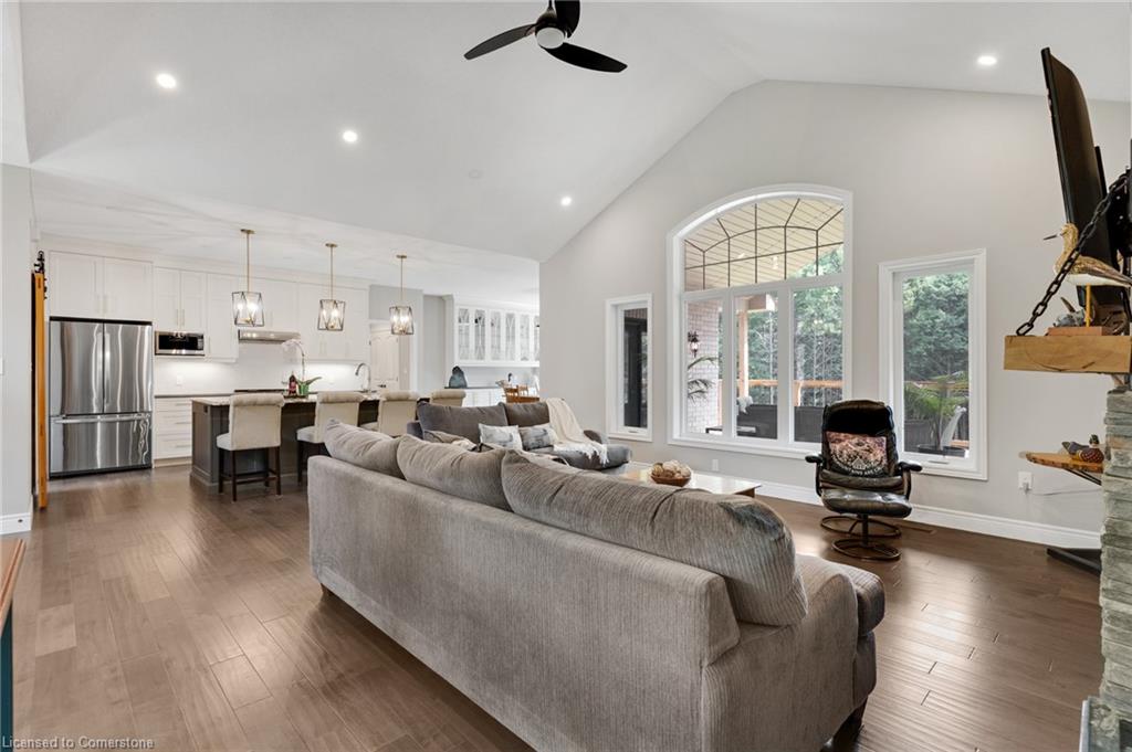 6845 Wellington Road 34 Property Photo 10