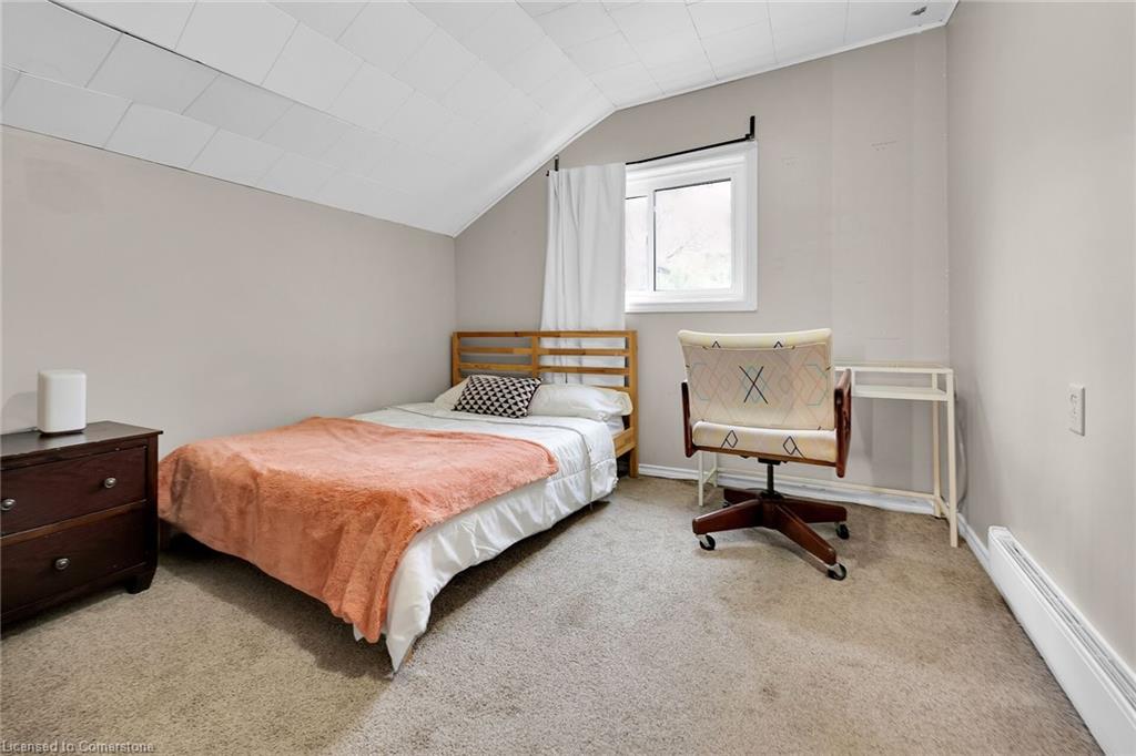 210 Darling Street Property Photo 22