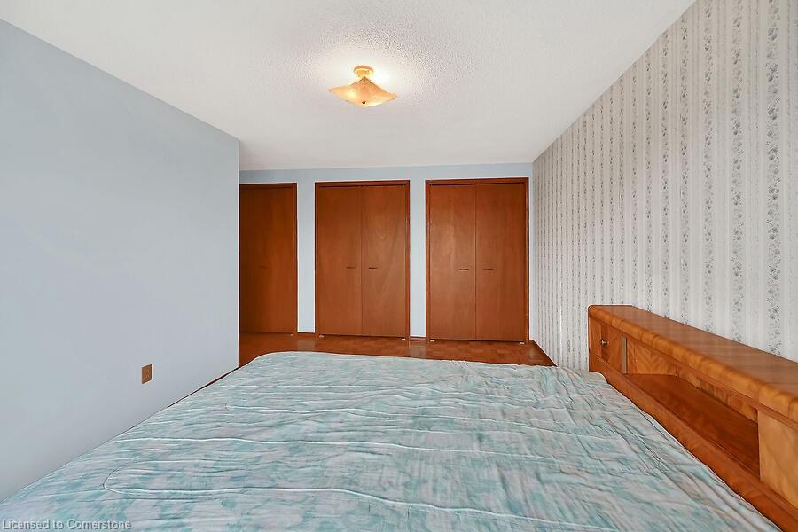 10 Peacock Place Property Photo 23