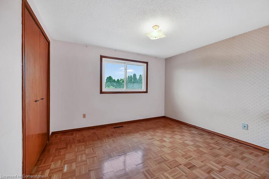 10 Peacock Place Property Photo 25