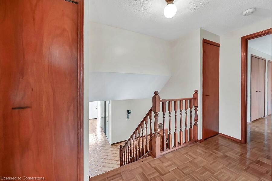 10 Peacock Place Property Photo 27