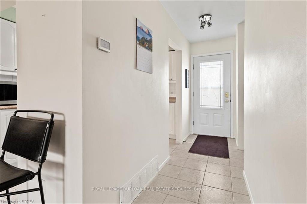 2-11 Colmar Place Property Photo 4