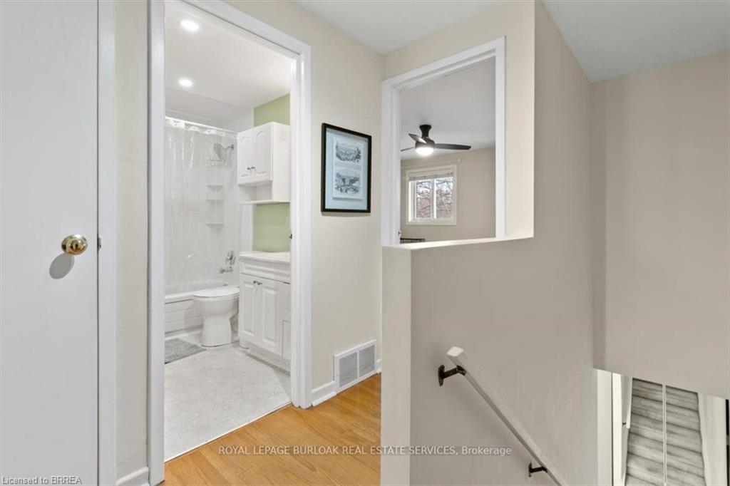 2-11 Colmar Place Property Photo 11