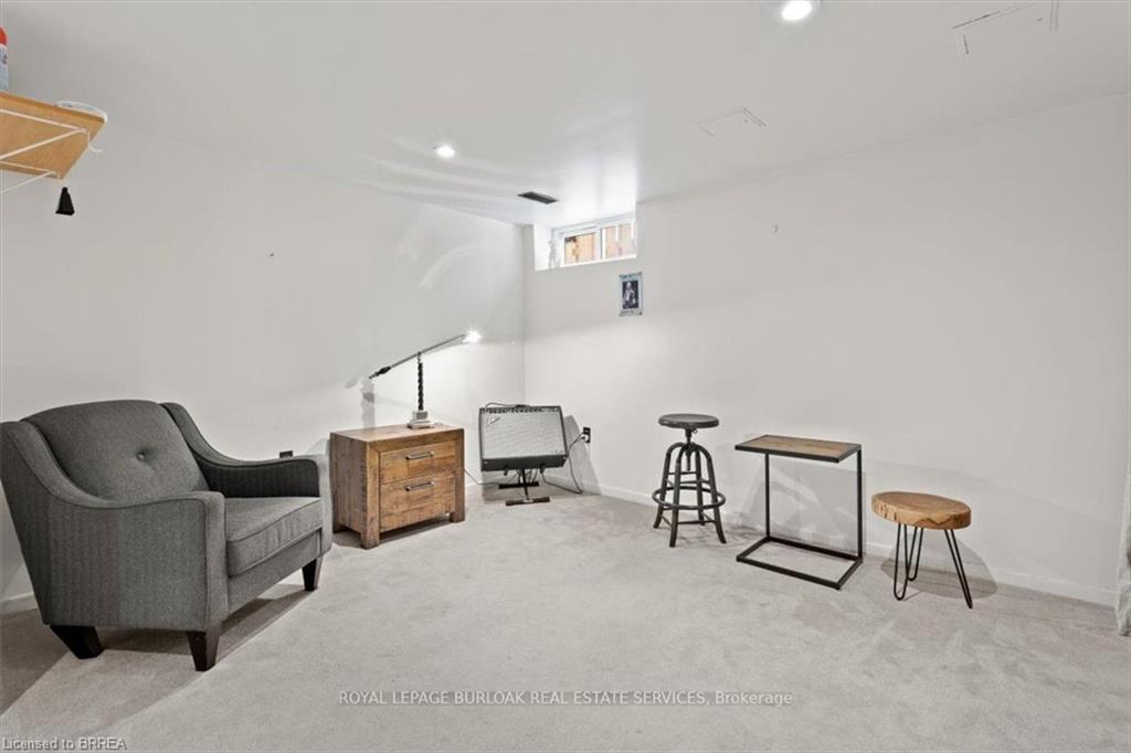 2-11 Colmar Place Property Photo 20