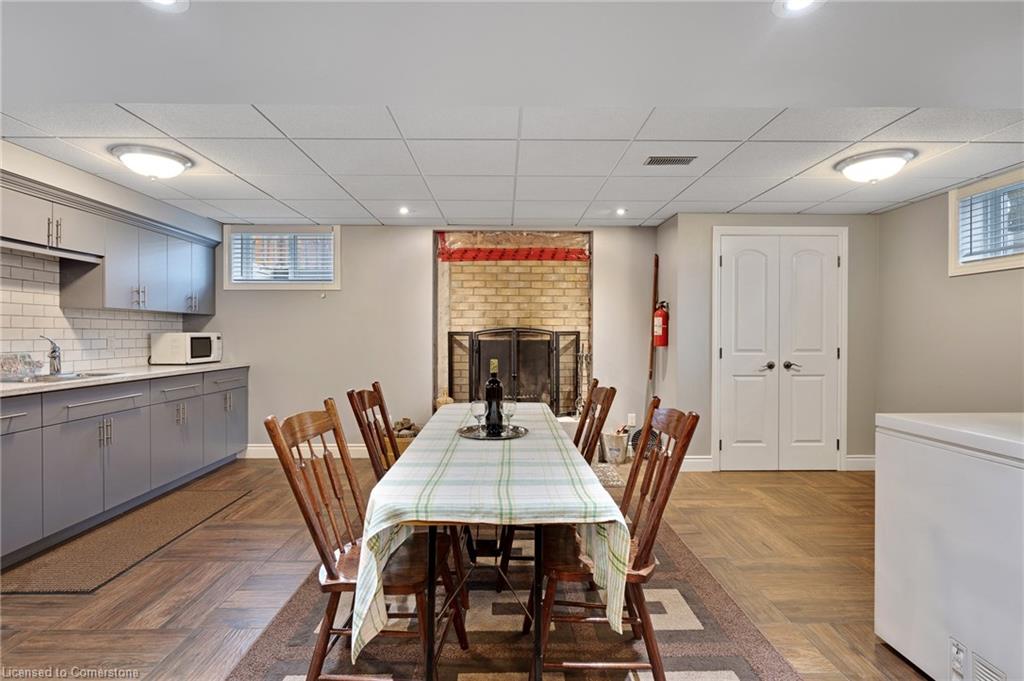 1788 Lobsinger Line Property Photo 31