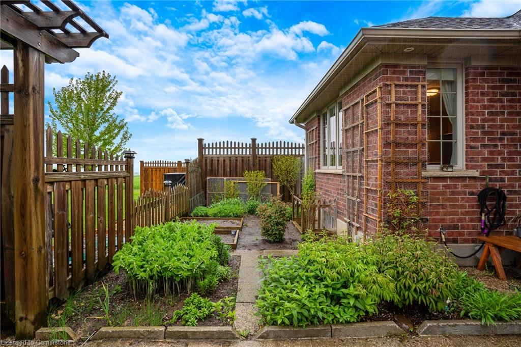 1788 Lobsinger Line Property Photo 42