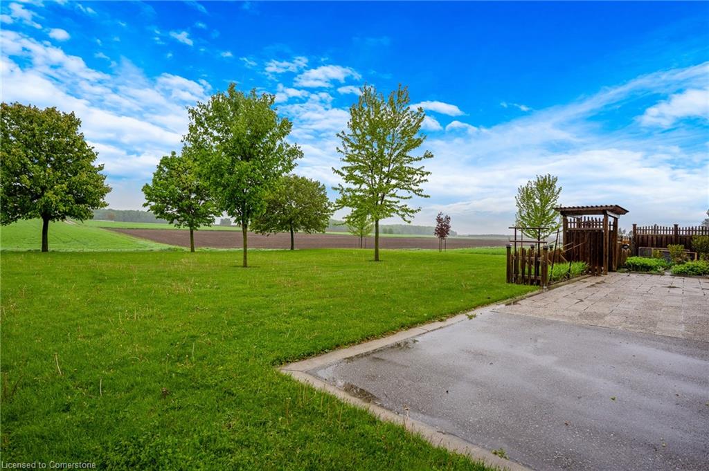 1788 Lobsinger Line Property Photo 43