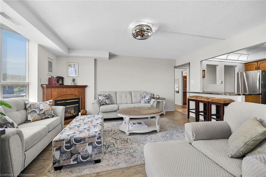 604-6 Village Green Boulevard Property Photo 7
