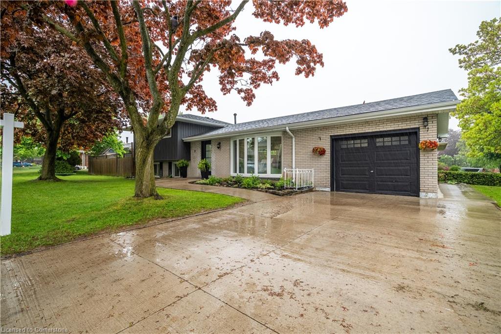 2 Lynford Avenue Property Photo 6