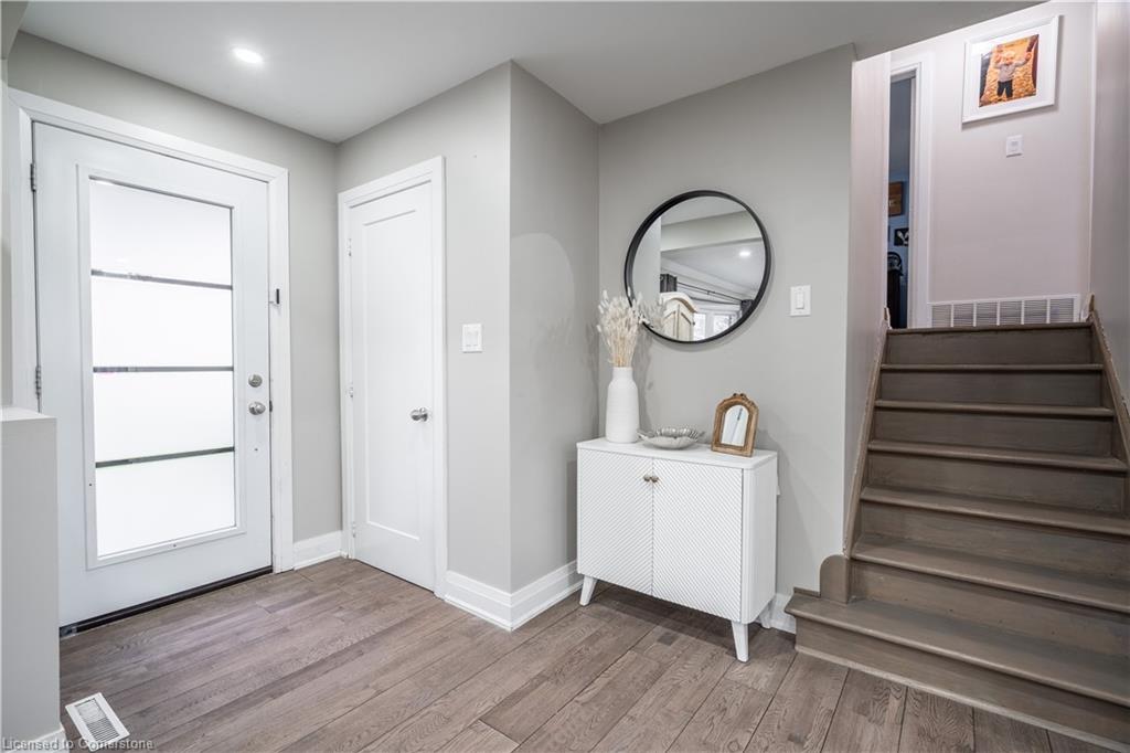 2 Lynford Avenue Property Photo 8