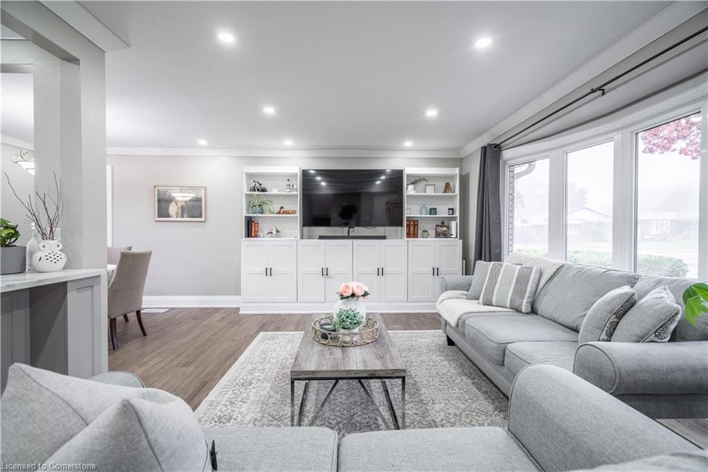 2 Lynford Avenue Property Photo 11