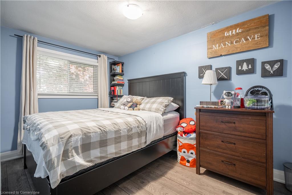 2 Lynford Avenue Property Photo 27