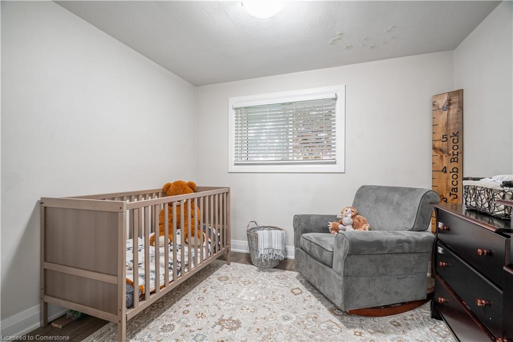 2 Lynford Avenue Property Photo 29