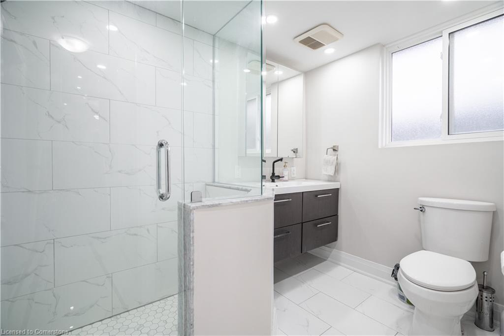 2 Lynford Avenue Property Photo 35