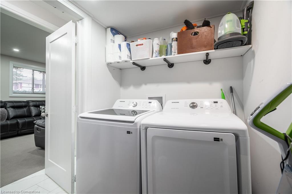 2 Lynford Avenue Property Photo 36