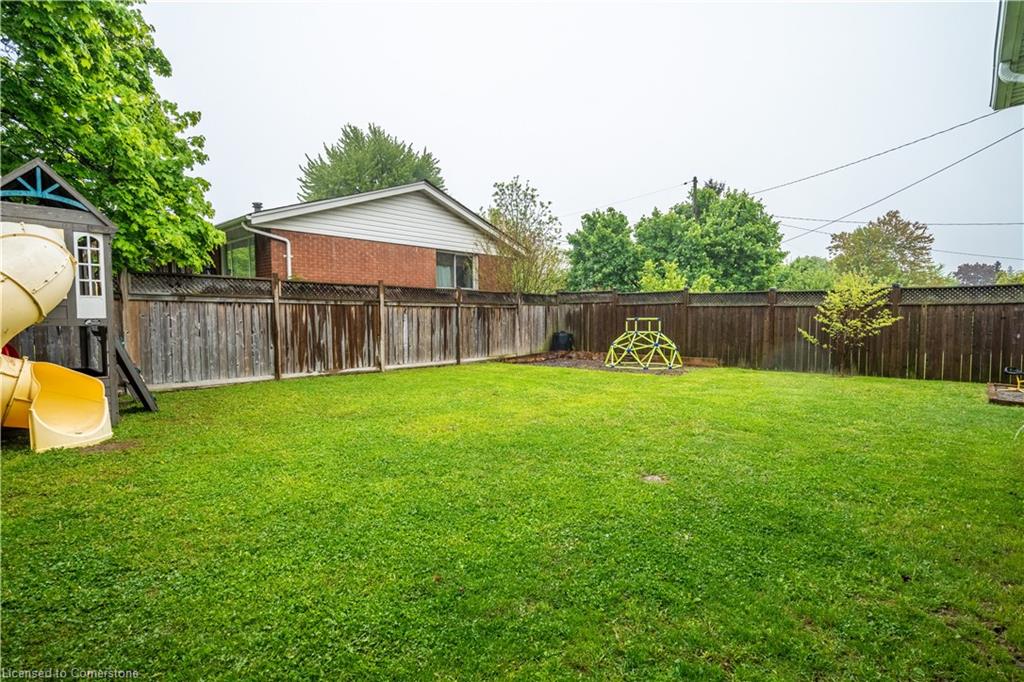2 Lynford Avenue Property Photo 38