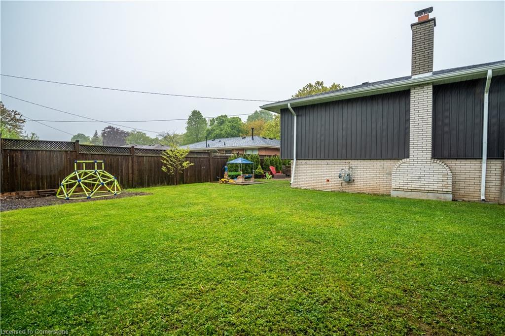 2 Lynford Avenue Property Photo 39