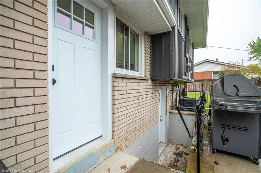 2 Lynford Avenue Property Photo 44