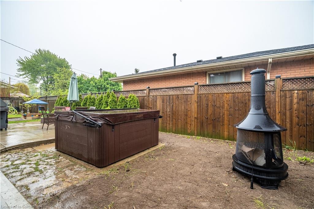2 Lynford Avenue Property Photo 45