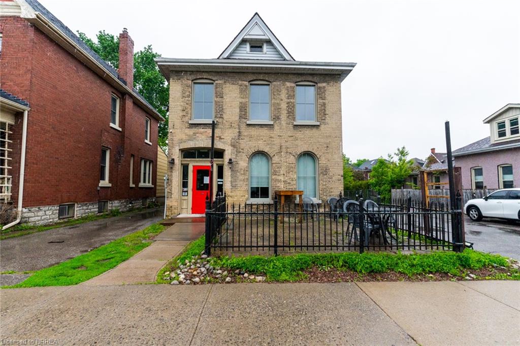 199 Brant Avenue Property Photo 3