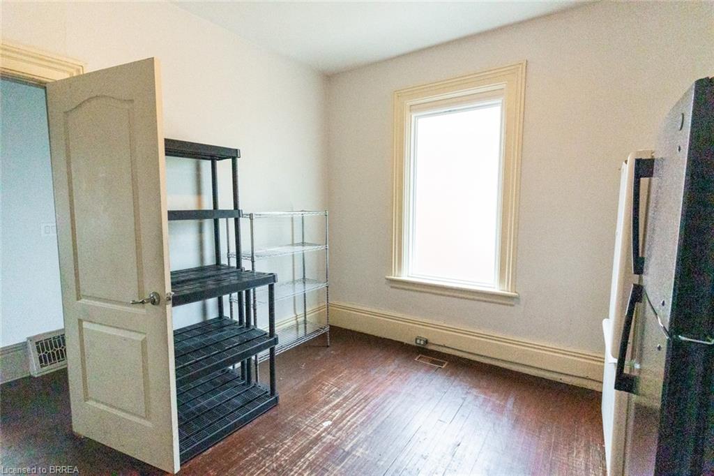 199 Brant Avenue Property Photo 40