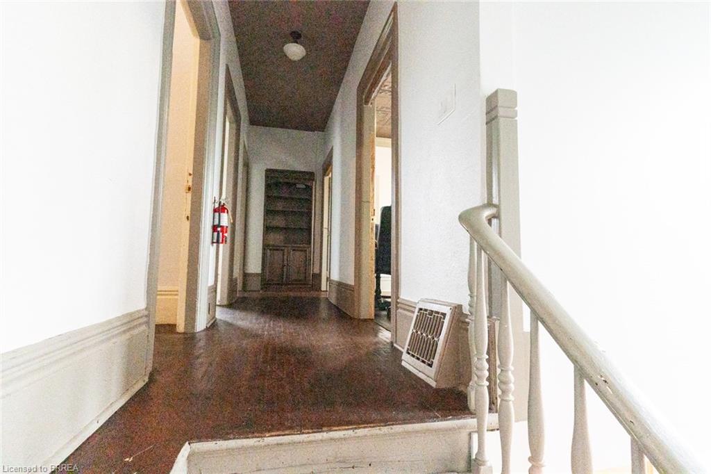 199 Brant Avenue Property Photo 41