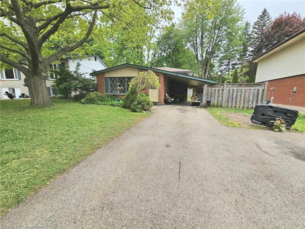 559 Sprucehill Avenue Property Photo 1