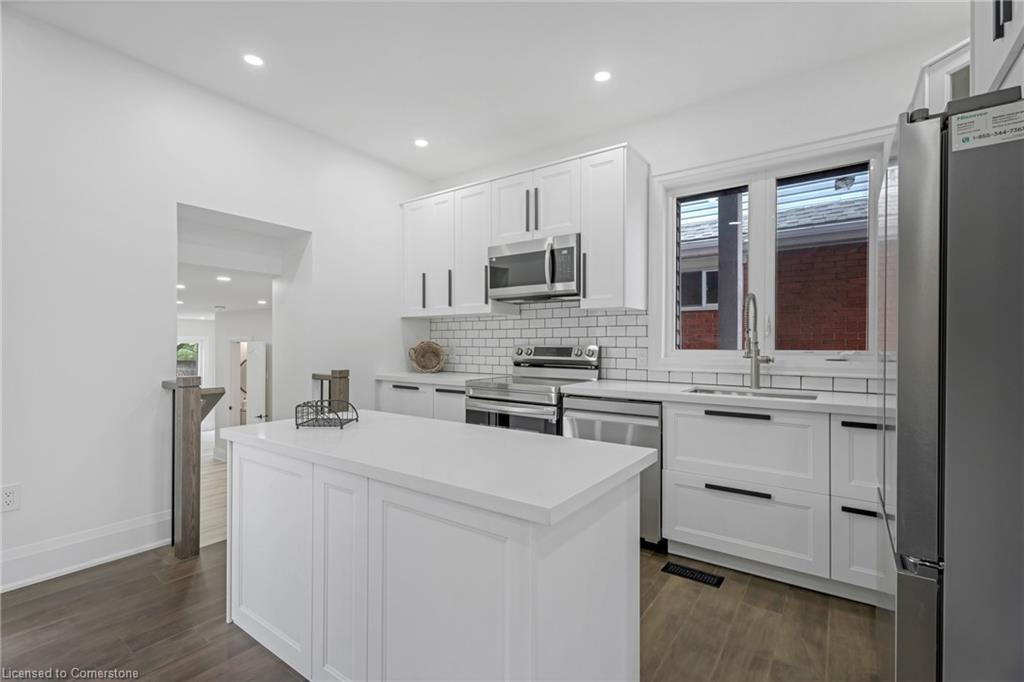 38 East 16th Street Property Photo 6