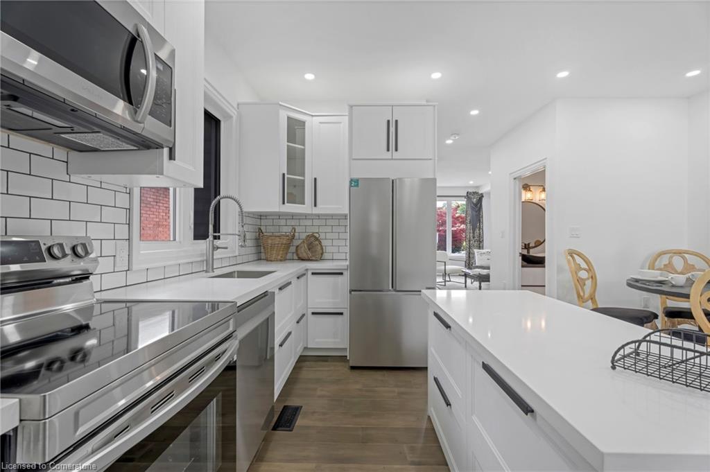 38 East 16th Street Property Photo 7
