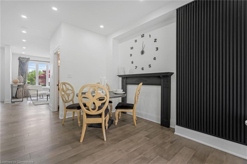 38 East 16th Street Property Photo 10