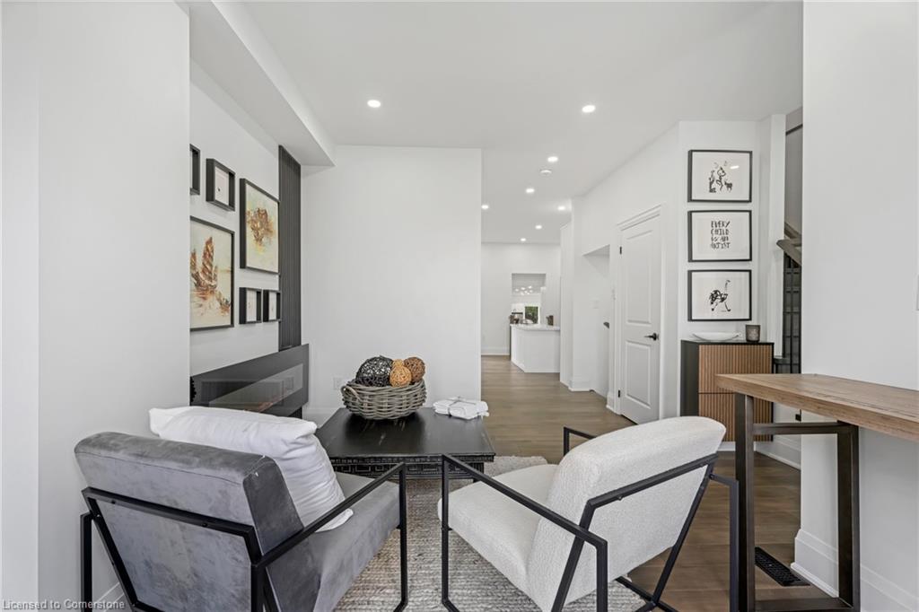 38 East 16th Street Property Photo 12