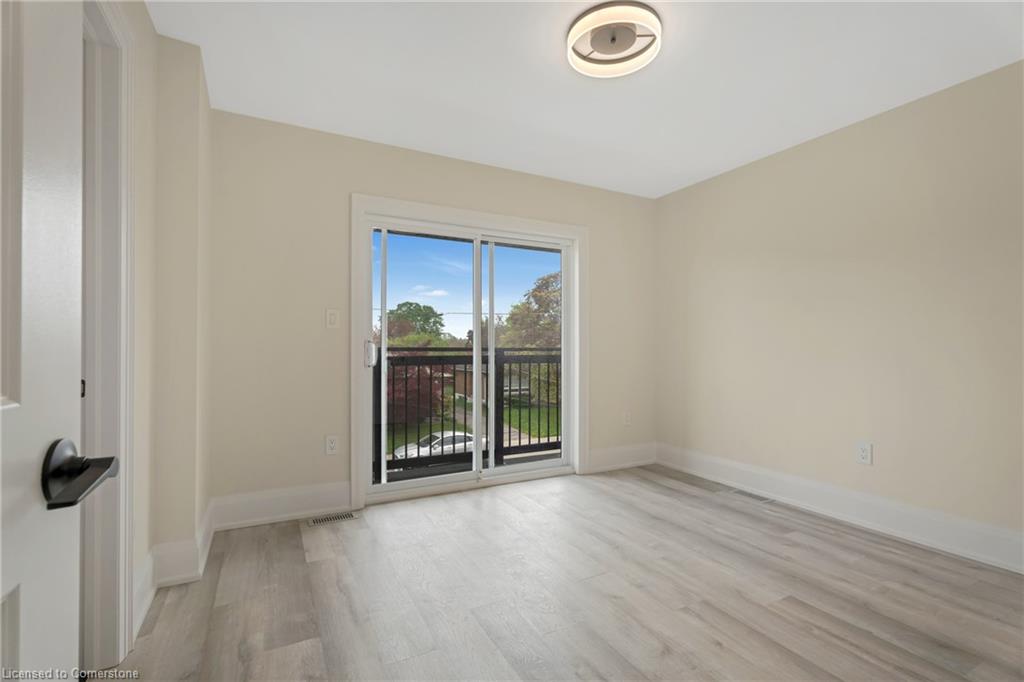 38 East 16th Street Property Photo 16