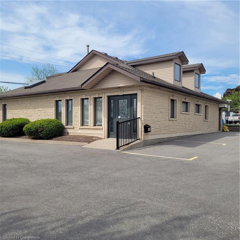 3-382 Queen Street W Property Photo 1