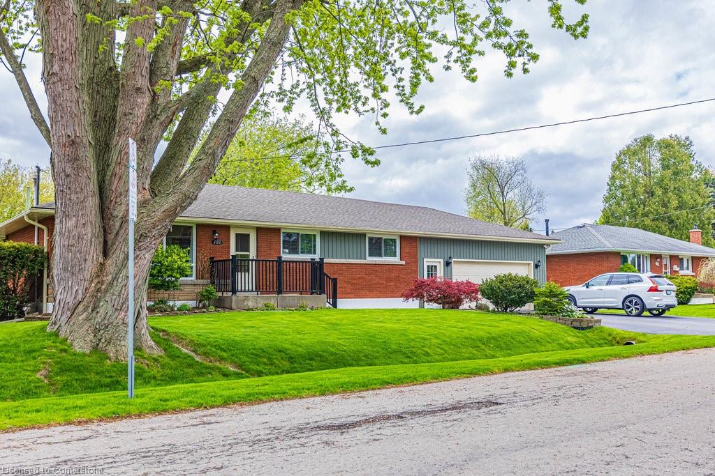 192 Huron Avenue Property Photo 1