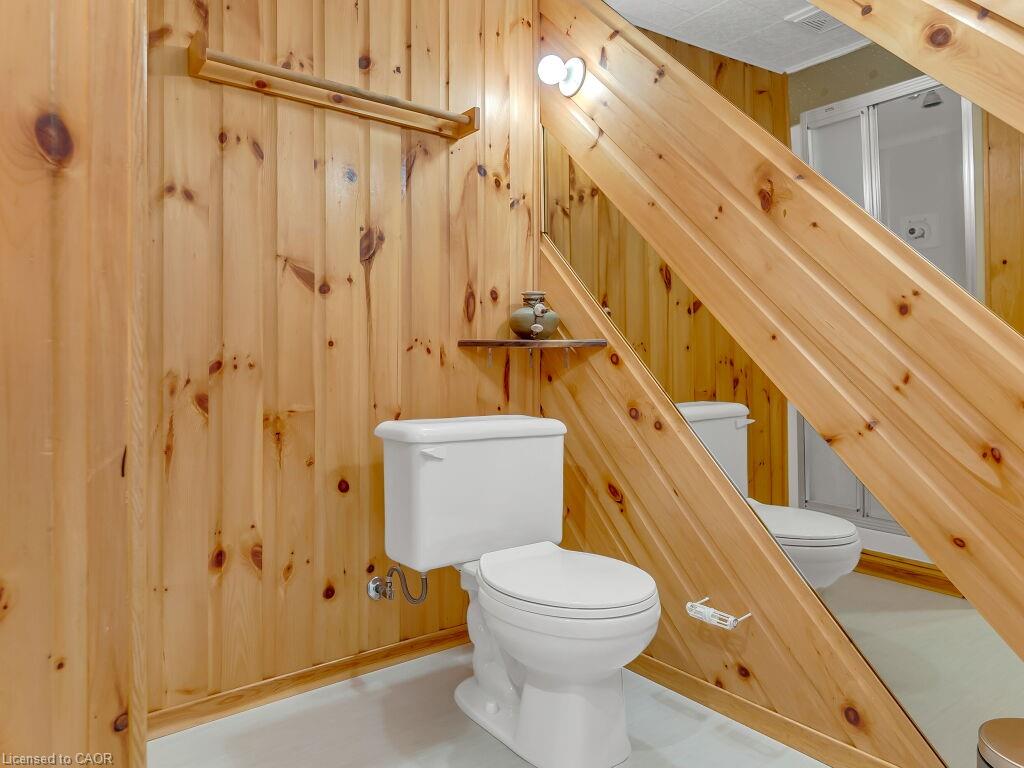 398 Mossom Place Property Photo 28