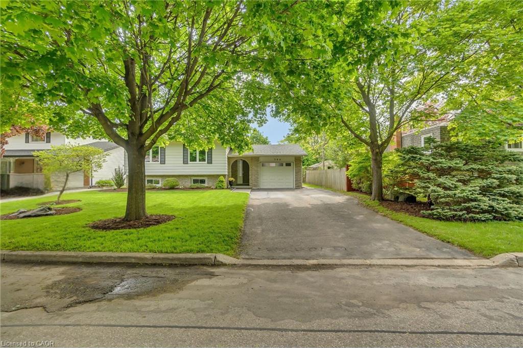 398 Mossom Place Property Photo 40