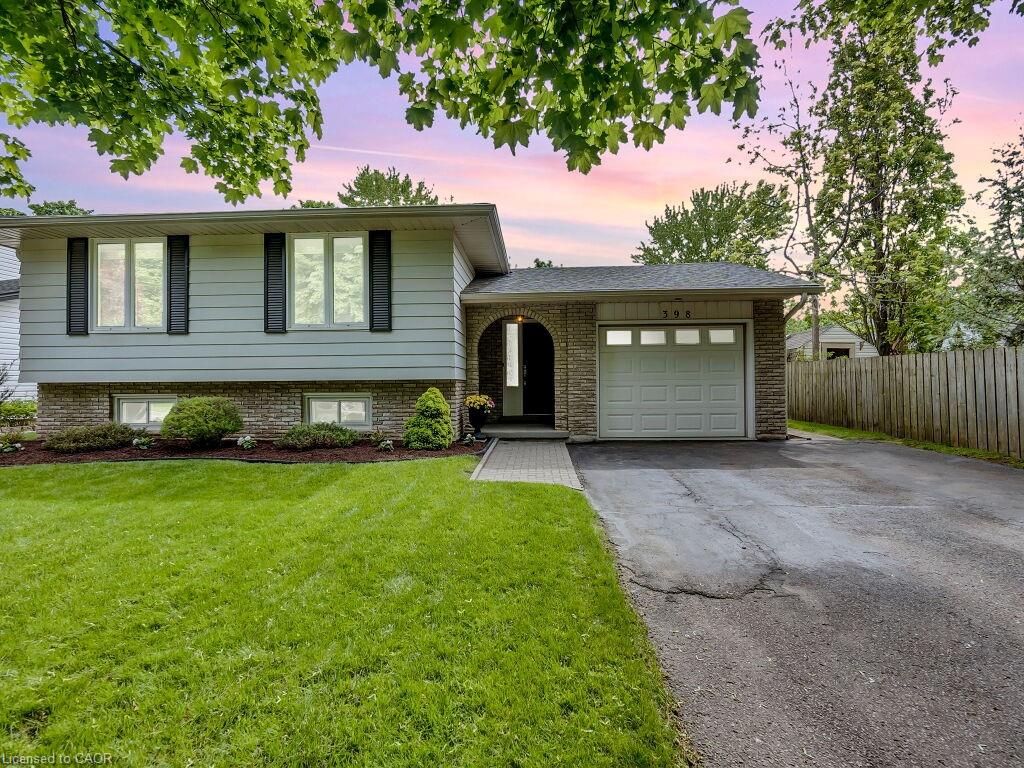 398 Mossom Place Property Photo 41