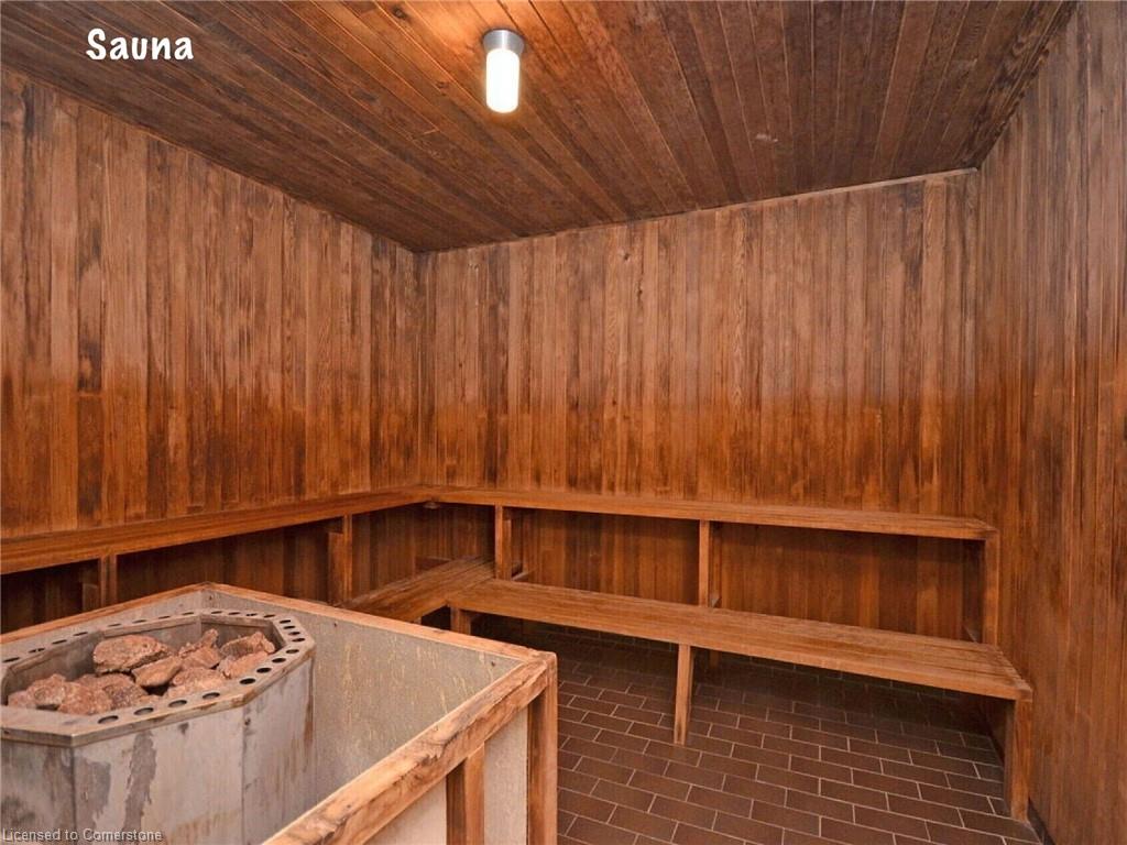 203-1300 Mississauga Valley Boulevard Property Photo 32